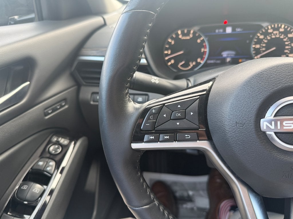 2024 Nissan Altima Base