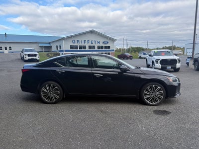 2024 Nissan Altima Base