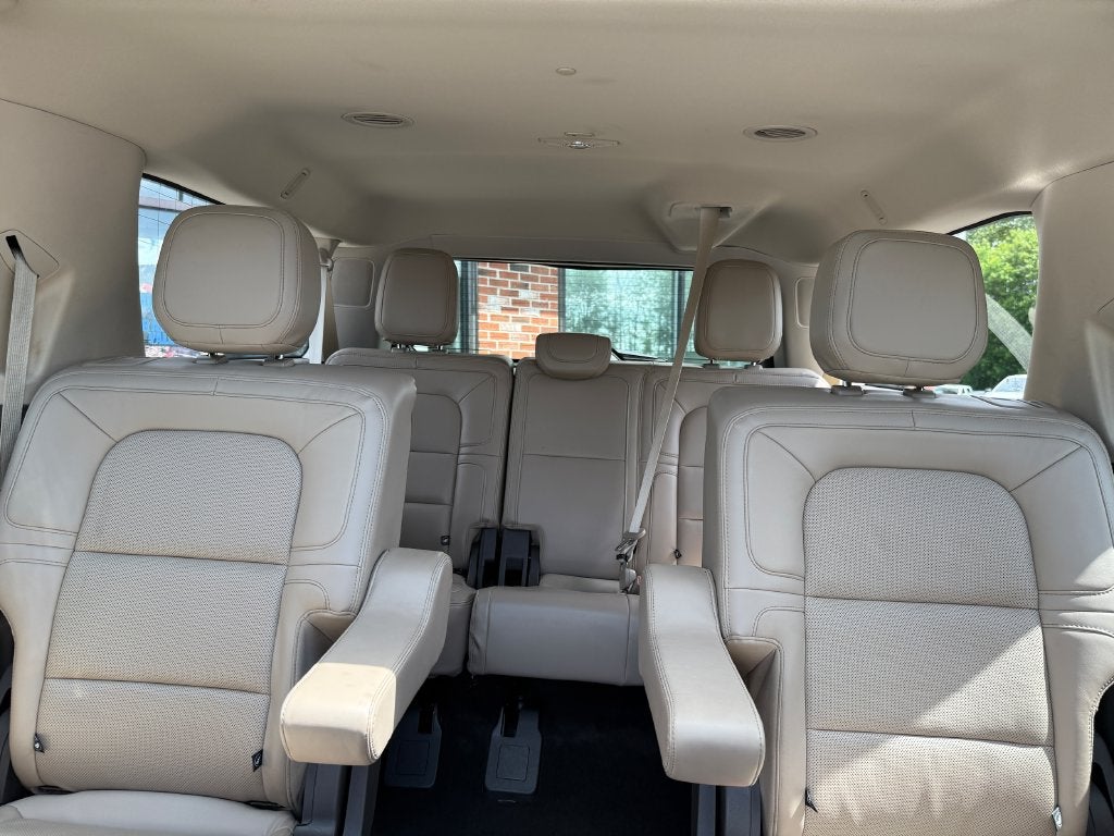 2022 Lincoln Navigator L Reserve