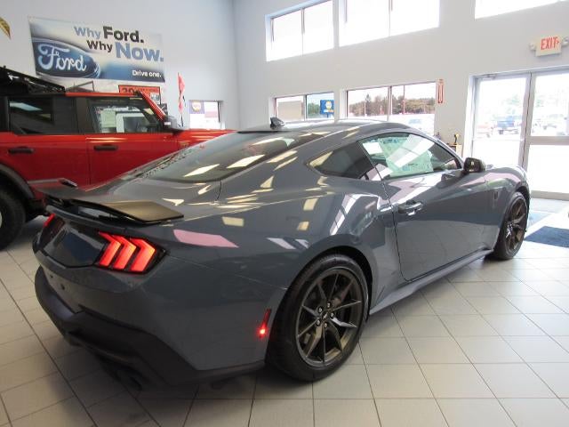 2025 Ford Mustang Dark Horse