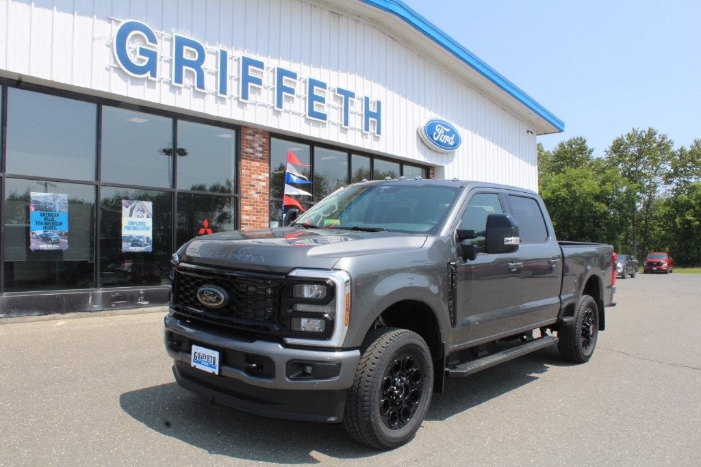 2026 Ford F-350SD Lariat